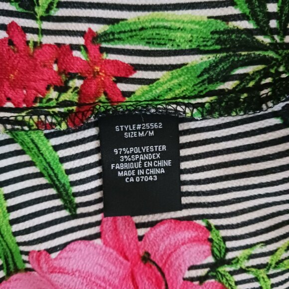 Gabi & Sam Women's Sleeveless Top 1/4 Zip Size Medium Stipes Floral Light - Picture 7 of 10